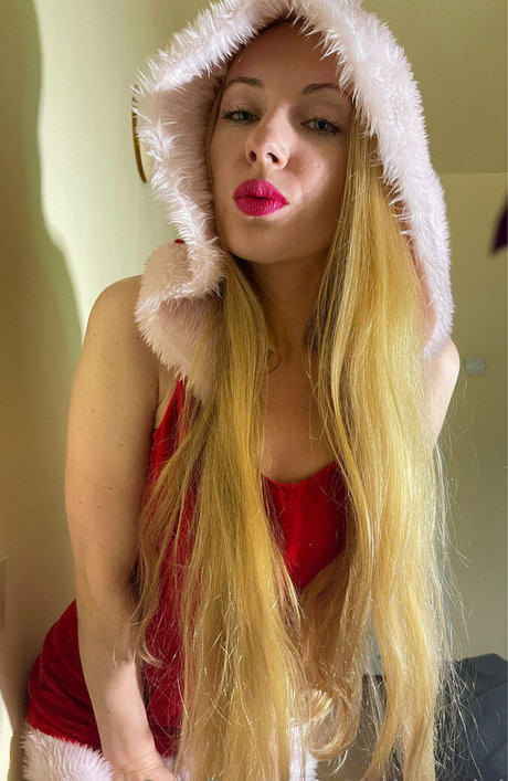 tati model heiße xxx bilder