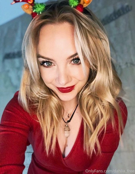 dahlia free schauspielerin sex bild