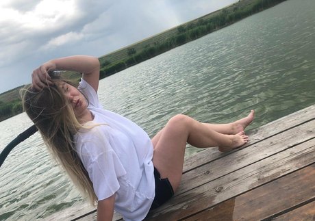 tsdelia hübsche nackte bild