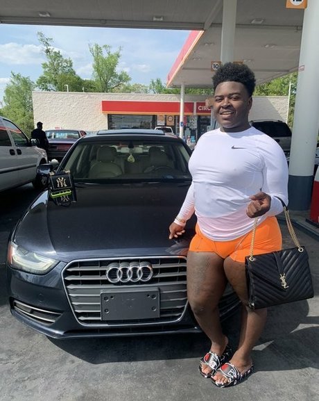 Chocoloate wraith nackte archiv