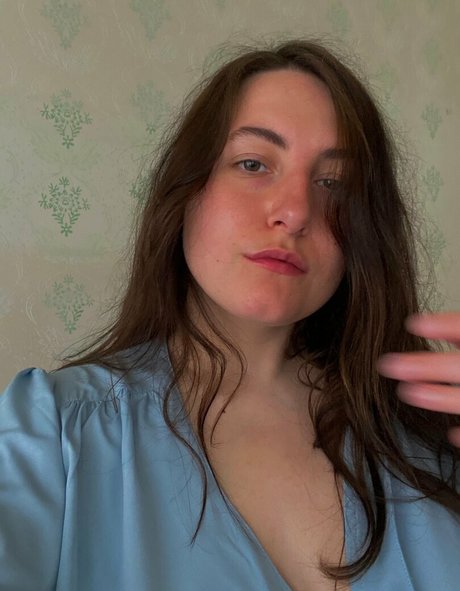 zhanna v nackt erwachsene bild