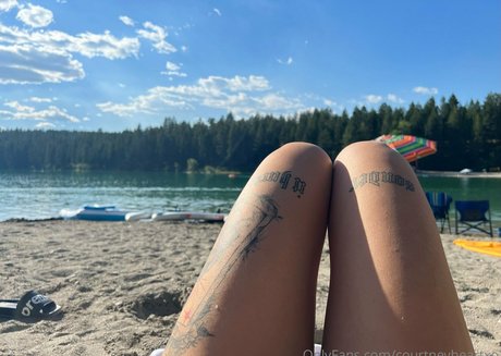 courtneyheartxo sexy nette foto