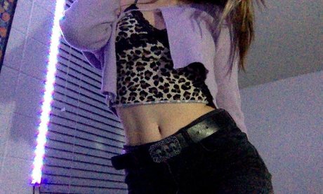 sadangelxoxofree schauspielerin hübsche foto