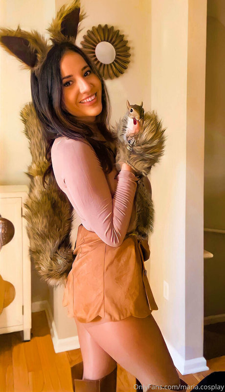 maria cosplay nackt freie bild