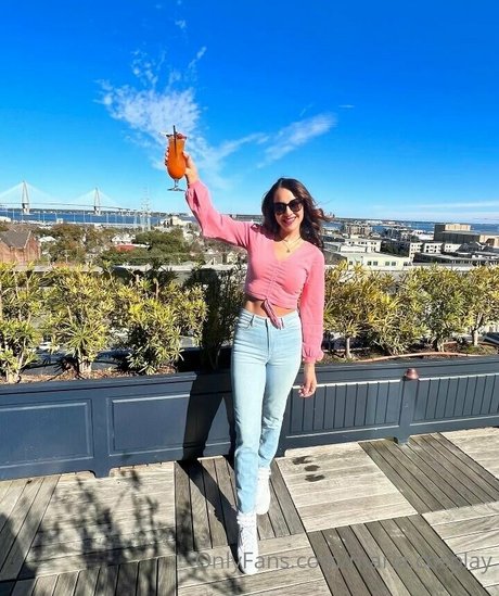 maria cosplay porno freie bild