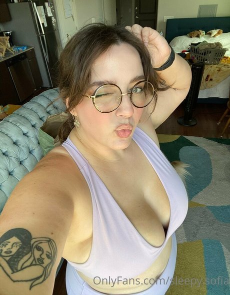 sleepy sofia schauspielerin sex foto