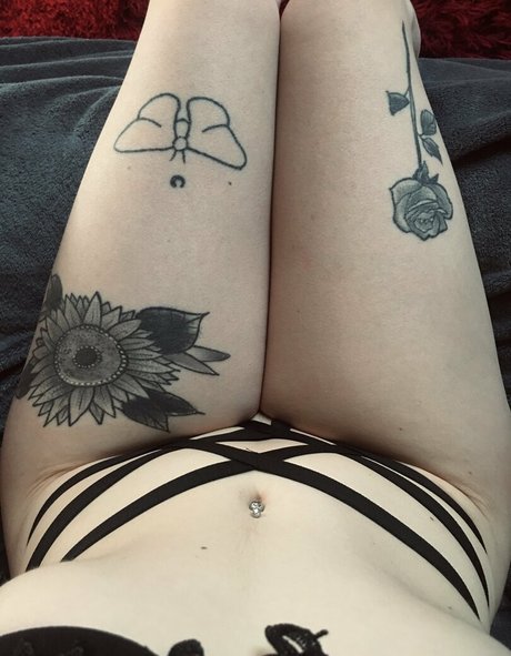 außerhalb von onlyfans erwachsene nackte bilder