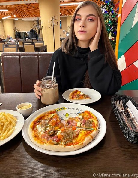 lana virg nacktheit schöne bilder