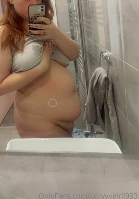 curvyygirll993 schöne kunst galerie