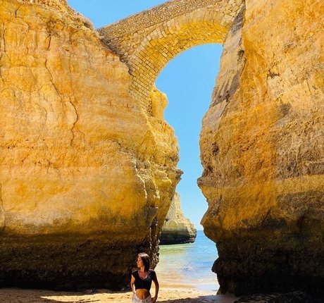 Lara Moreno exklusive archiv