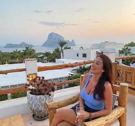 Lara Moreno perfekte pornografische bilder