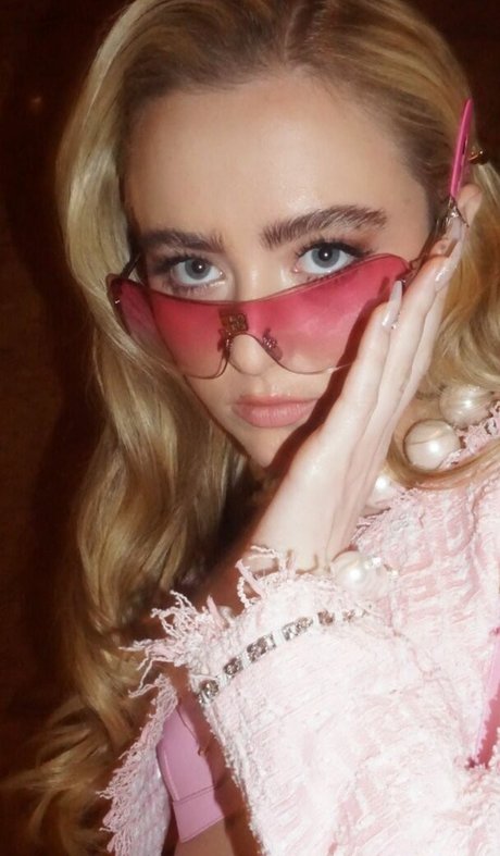 Kathryn Newton beste erotische foto