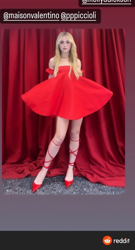 Kathryn Newton heiße bild