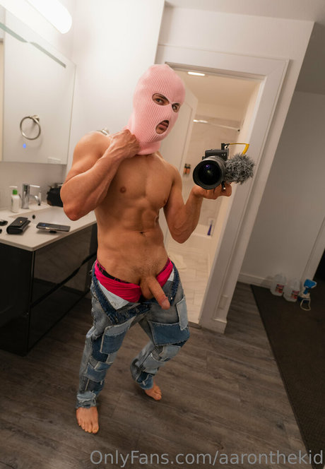 aaronthekid sexy akt archiv