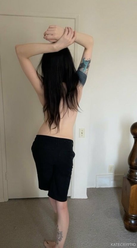 cryptid pornostar nacktheit fotos