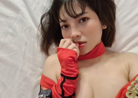 keirako model hd foto