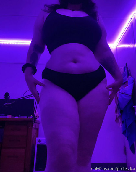 pixiiestixx kunst heiße foto