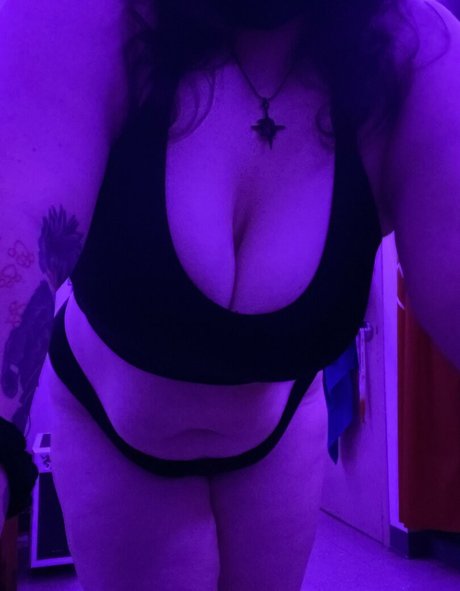 pixiiestixx freie pornostar archiv