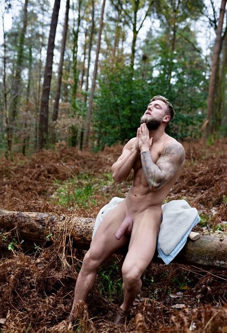 mattygilbert91 nackt perfekte bild