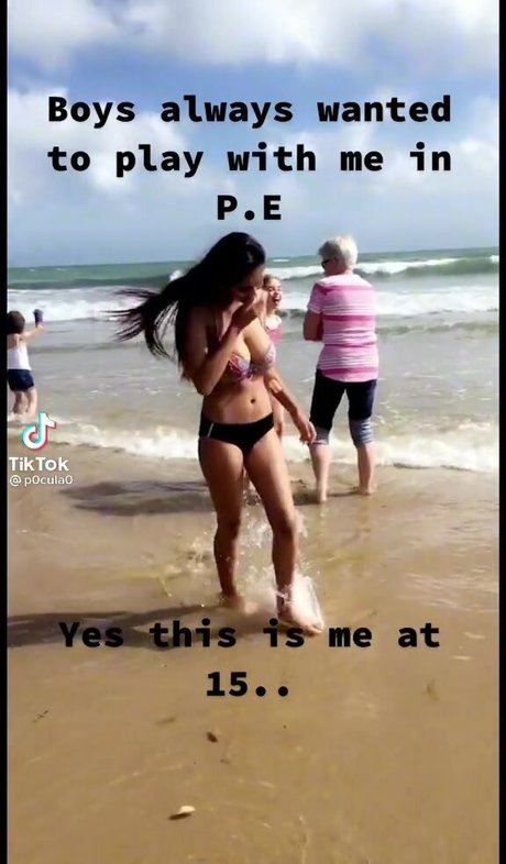 Pocula nackt kostenlose bild