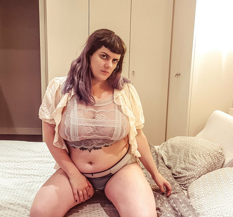 madame cherie exklusive porno foto