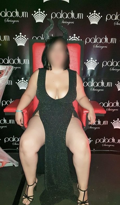 asiatische lesbische onlyfans exklusive sexy bilder