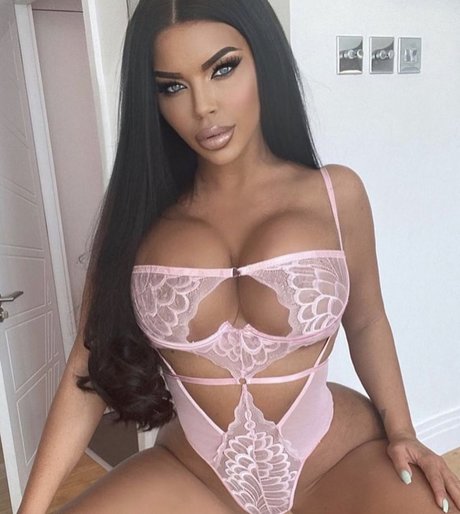 Ellmissoni top nackte fotos