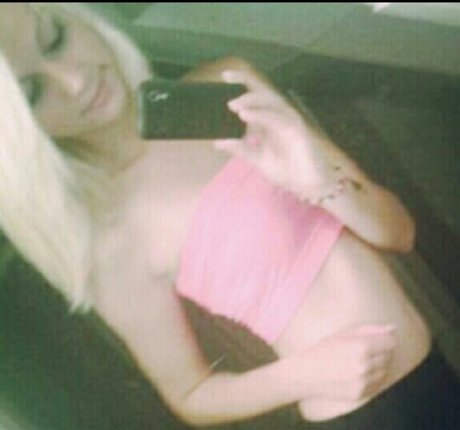 Gina gzuz top hd bild