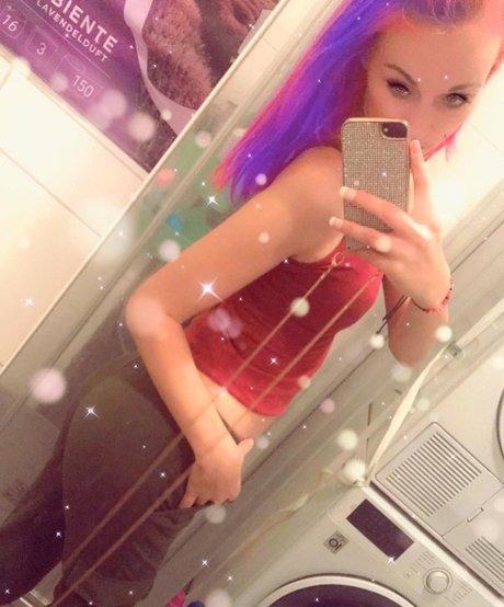 Gina gzuz schauspielerin nacktheit galerien