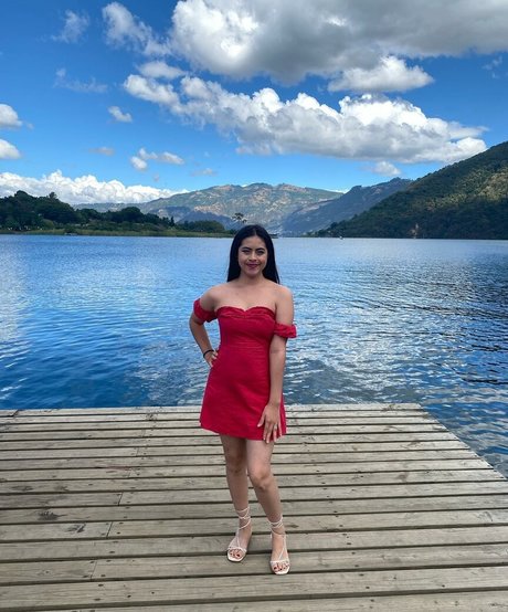 Goddes Tanya perfekte exklusive bild