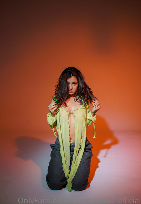 Arina Azarova kostenlose exklusive galerie