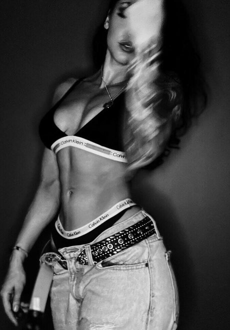 Youcancallmewenny nackt porno foto