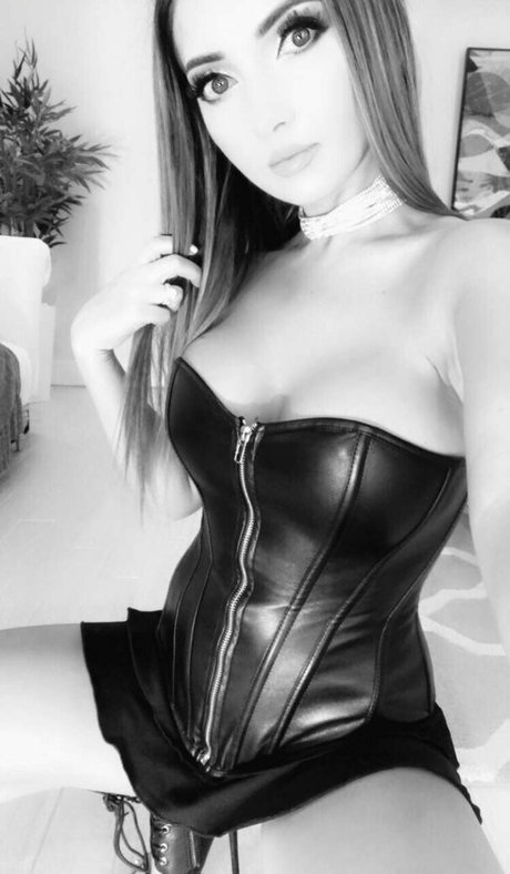 Russianxxtasy Remy perfekte kostenlose galerie