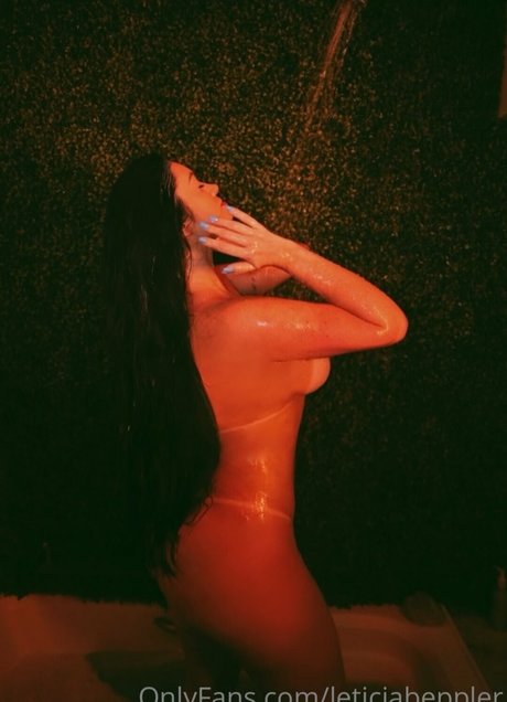 Leticia Beppler nackt pornographische galerien