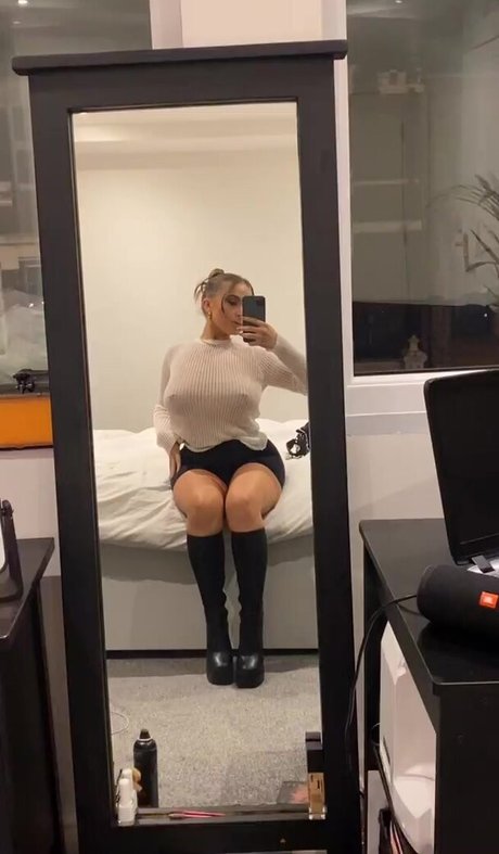 Laura Svensson erwachsene heiße archiv