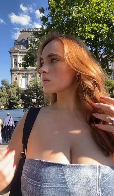 Laura Svensson nackten galerien