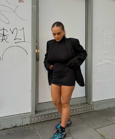 Laura Svensson heiße nackte galerie