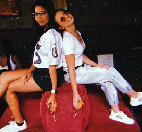 Camille Hyde nackte pornostar archiv