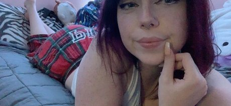 Daisyy mayyy nackt sex bilder