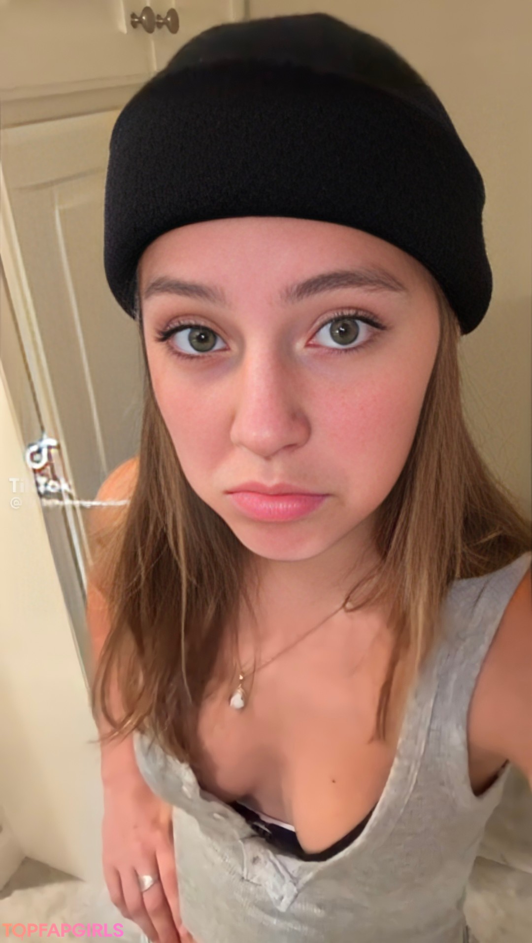 Peyton Coffee kunst akt galerien