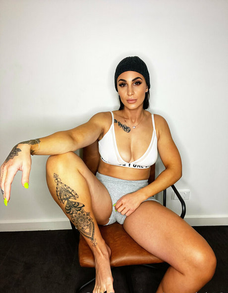 Amanda Micallef xxx kunst fotos