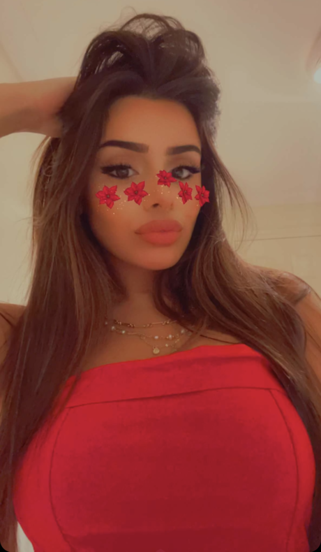 Celina Sharma erwachsene nette galerie