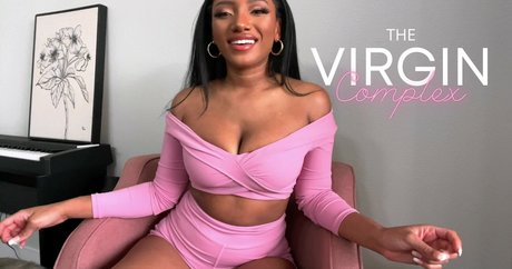 Mistress India sexy pornostar bild