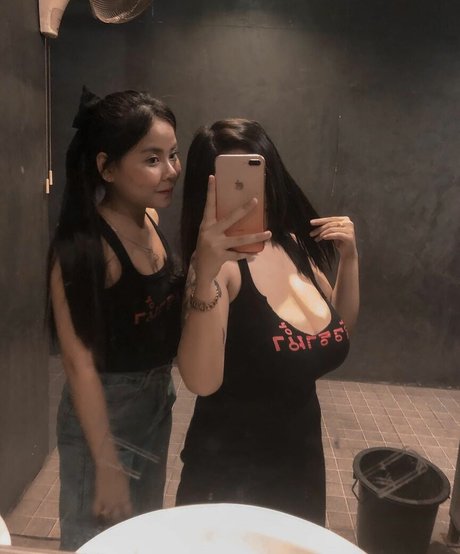 Yes Give nacktheit beste foto