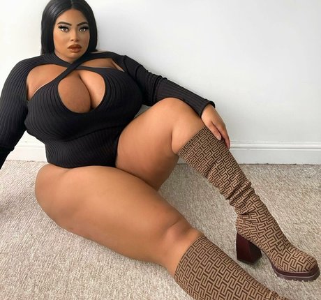 Yathbeauty porno nackt bilder