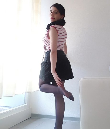 Ana Allabout exklusive hübsche galerien