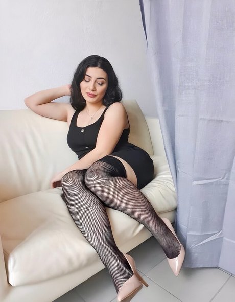 Ana Allabout exklusive erwachsene bild