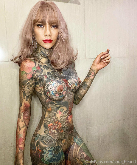 blonde asiatische onlyfans hd akt bilder