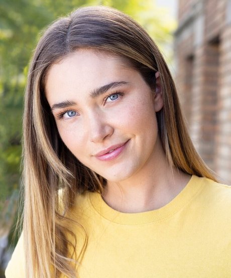 Chanel Celaya Watkins schauspielerin top bild