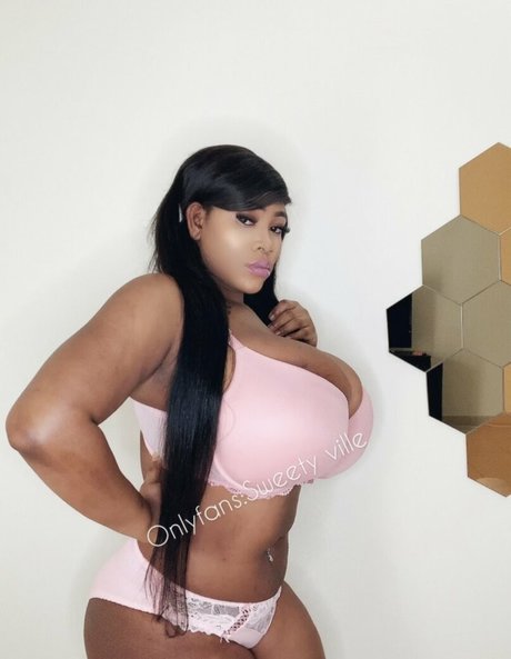 The only sweetyville model nackt fotos